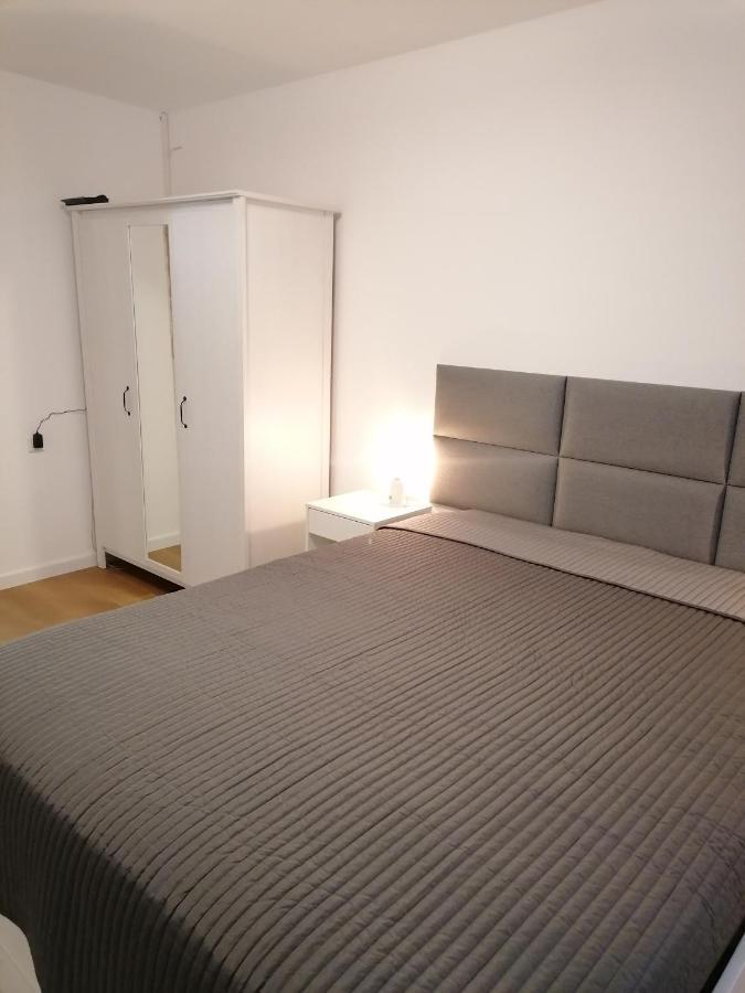 Stilvolle Wohnung An Der Alten Mainbruecke Würzburg Esterno foto