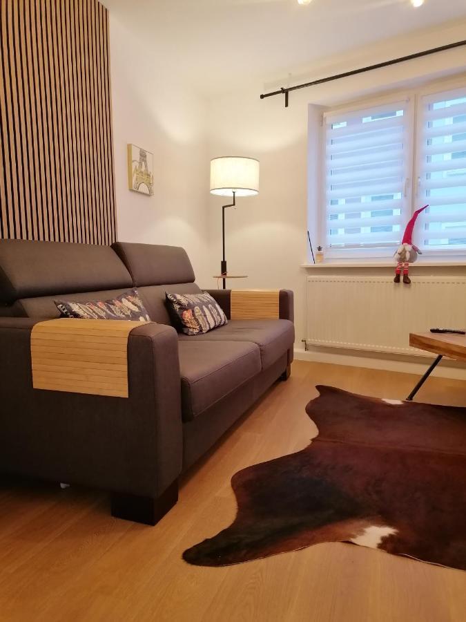 Stilvolle Wohnung An Der Alten Mainbruecke Würzburg Esterno foto