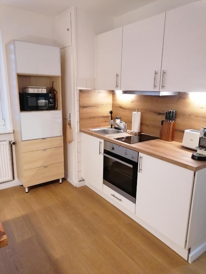 Stilvolle Wohnung An Der Alten Mainbruecke Würzburg Esterno foto