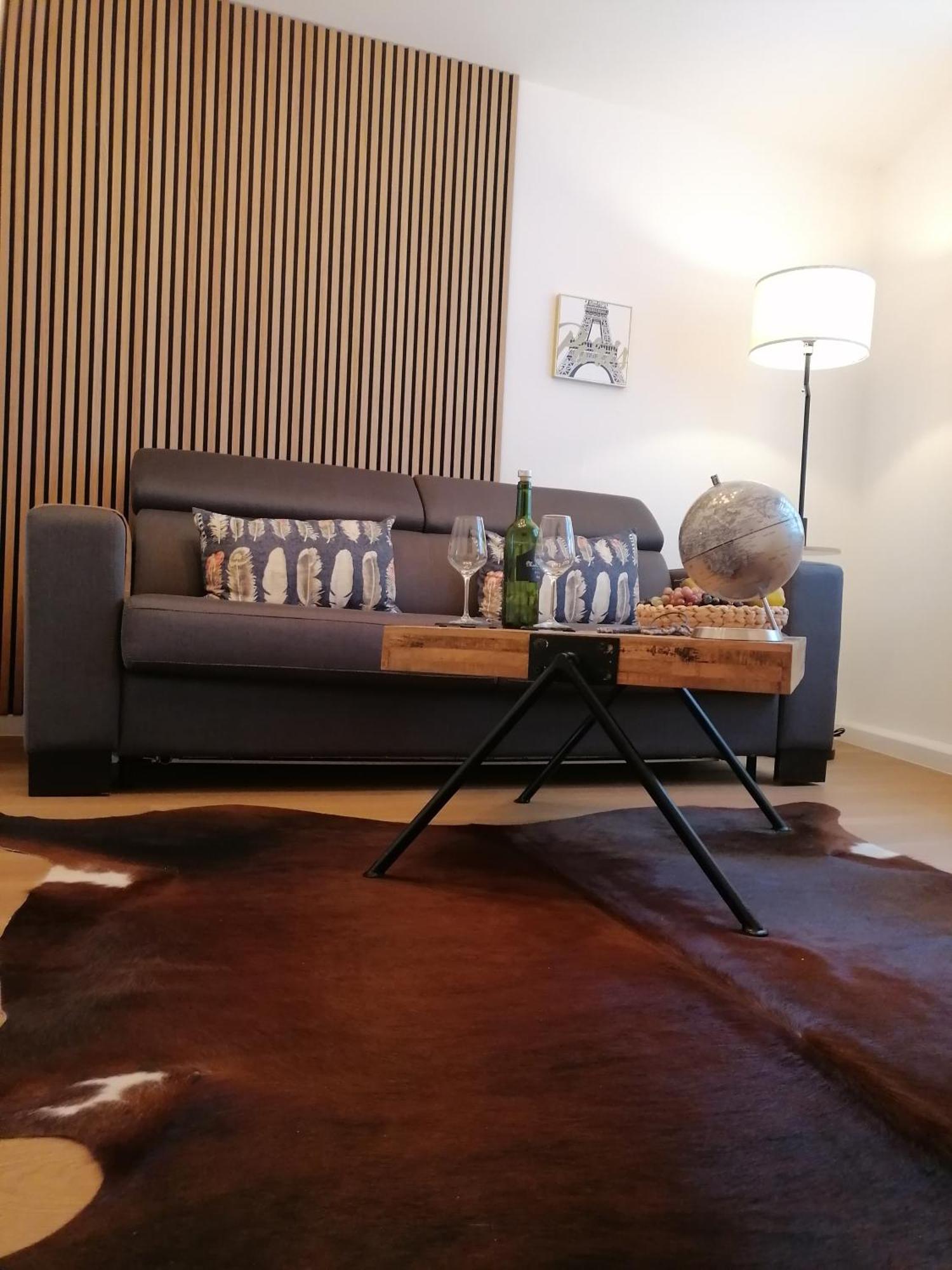 Stilvolle Wohnung An Der Alten Mainbruecke Würzburg Esterno foto